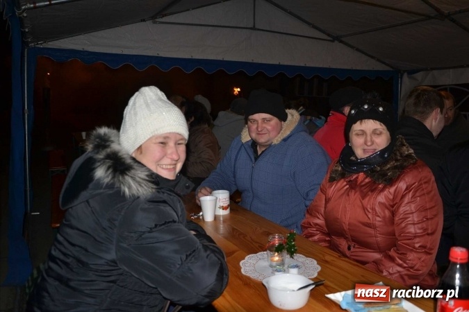 Zdjęcie w galerii na portalu naszraciborz.pl: Mróz im niestraszny, czyli Weihnachtsmarkt w Bolesławiu  wiadomości z regionu