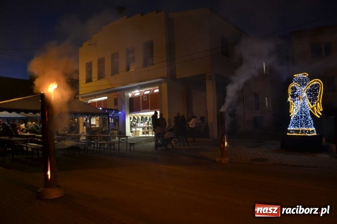 Zdjęcie w galerii na portalu naszraciborz.pl: Mróz im niestraszny, czyli Weihnachtsmarkt w Bolesławiu  wiadomości z regionu