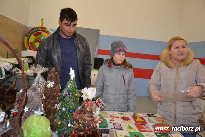 Zdjęcie w galerii na portalu naszraciborz.pl: Mróz im niestraszny, czyli Weihnachtsmarkt w Bolesławiu  wiadomości z regionu