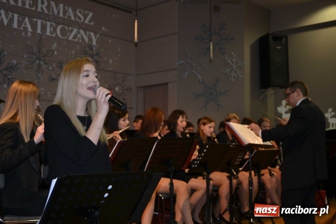 Zdjęcie w galerii na portalu naszraciborz.pl: W Tworkowie na świąteczną nutę  wiadomości z regionu