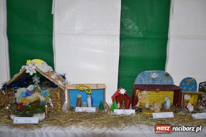 Zdjęcie w galerii na portalu naszraciborz.pl: W Tworkowie na świąteczną nutę  wiadomości z regionu