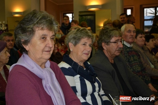 Zdjęcie w galerii na portalu naszraciborz.pl: W Tworkowie na świąteczną nutę  wiadomości z regionu