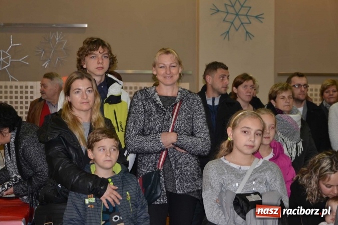 Zdjęcie w galerii na portalu naszraciborz.pl: W Tworkowie na świąteczną nutę  wiadomości z regionu