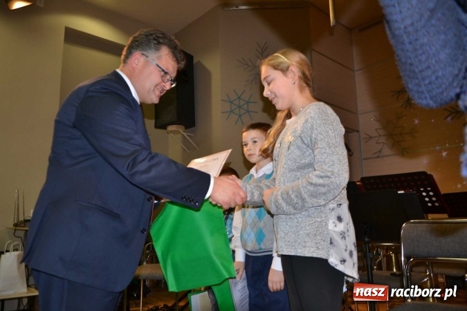 Zdjęcie w galerii na portalu naszraciborz.pl: W Tworkowie na świąteczną nutę  wiadomości z regionu