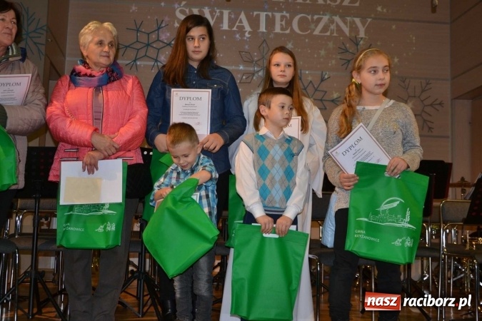 Zdjęcie w galerii na portalu naszraciborz.pl: W Tworkowie na świąteczną nutę  wiadomości z regionu