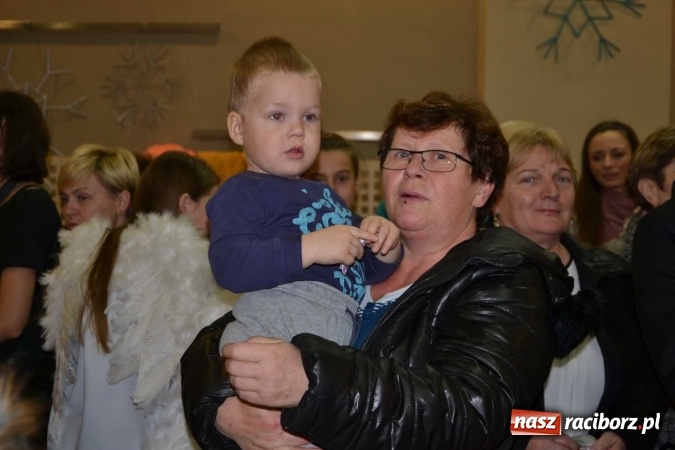 Zdjęcie w galerii na portalu naszraciborz.pl: W Tworkowie na świąteczną nutę  wiadomości z regionu