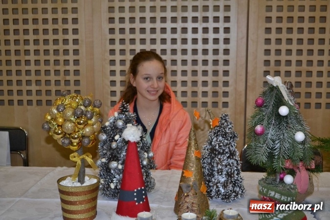 Zdjęcie w galerii na portalu naszraciborz.pl: W Tworkowie na świąteczną nutę  wiadomości z regionu