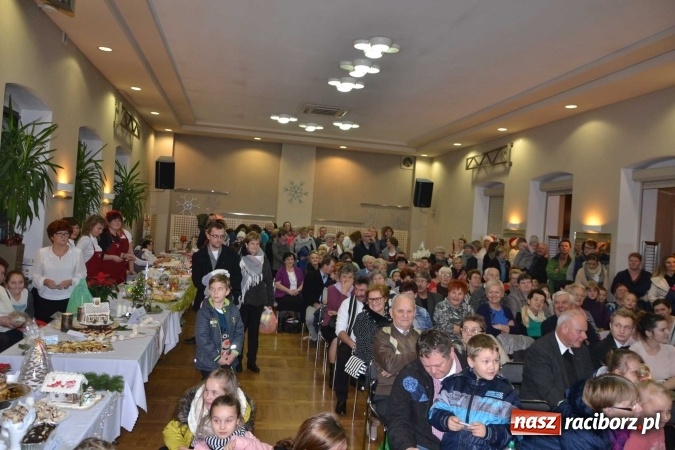 Zdjęcie w galerii na portalu naszraciborz.pl: W Tworkowie na świąteczną nutę  wiadomości z regionu