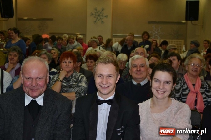Zdjęcie w galerii na portalu naszraciborz.pl: W Tworkowie na świąteczną nutę  wiadomości z regionu