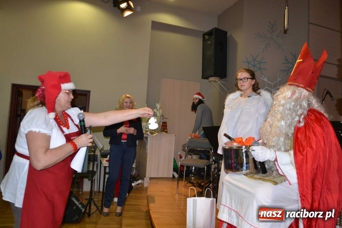 Zdjęcie w galerii na portalu naszraciborz.pl: W Tworkowie na świąteczną nutę  wiadomości z regionu