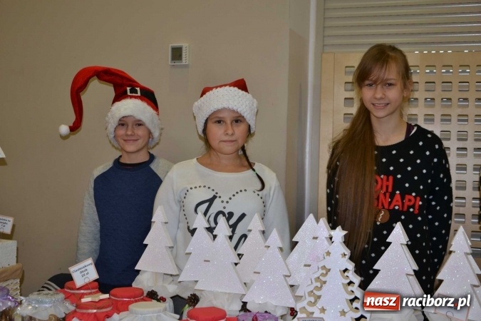 Zdjęcie w galerii na portalu naszraciborz.pl: W Tworkowie na świąteczną nutę  wiadomości z regionu