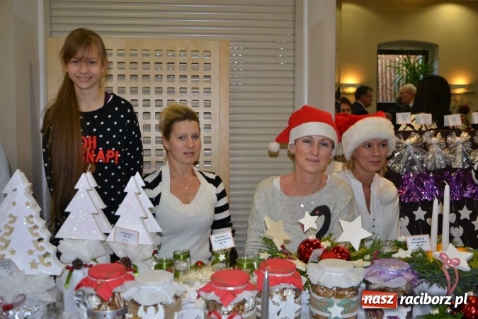 Zdjęcie w galerii na portalu naszraciborz.pl: W Tworkowie na świąteczną nutę  wiadomości z regionu