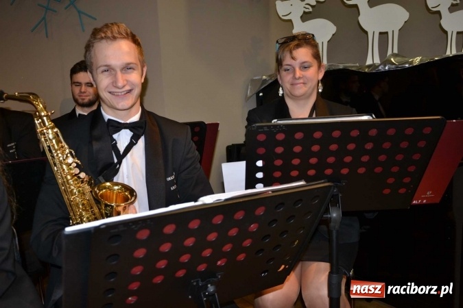 Zdjęcie w galerii na portalu naszraciborz.pl: W Tworkowie na świąteczną nutę  wiadomości z regionu