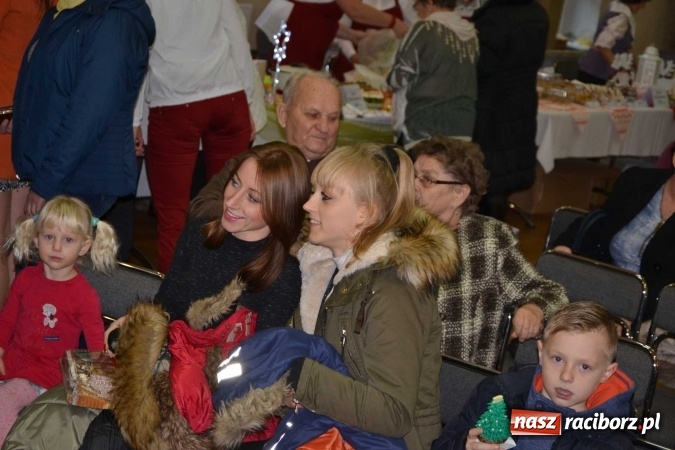 Zdjęcie w galerii na portalu naszraciborz.pl: W Tworkowie na świąteczną nutę  wiadomości z regionu