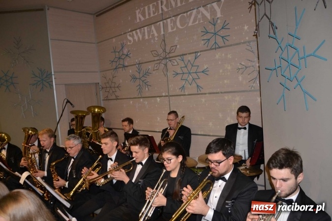 Zdjęcie w galerii na portalu naszraciborz.pl: W Tworkowie na świąteczną nutę  wiadomości z regionu