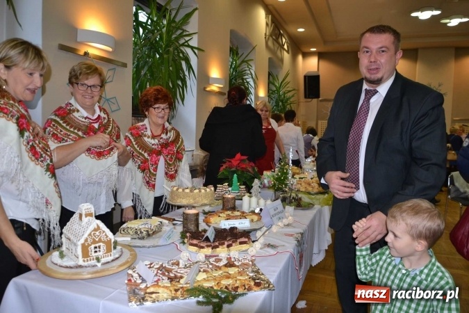 Zdjęcie w galerii na portalu naszraciborz.pl: W Tworkowie na świąteczną nutę  wiadomości z regionu