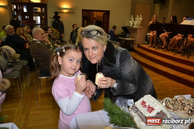 Zdjęcie w galerii na portalu naszraciborz.pl: W Tworkowie na świąteczną nutę  wiadomości z regionu