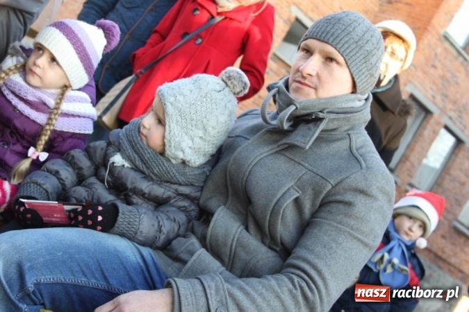 Zdjęcie w galerii na portalu naszraciborz.pl: Mikołaj w farskich ogrodach w Wojnowicach wiadomości z regionu