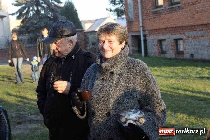 Zdjęcie w galerii na portalu naszraciborz.pl: Mikołaj w farskich ogrodach w Wojnowicach wiadomości z regionu