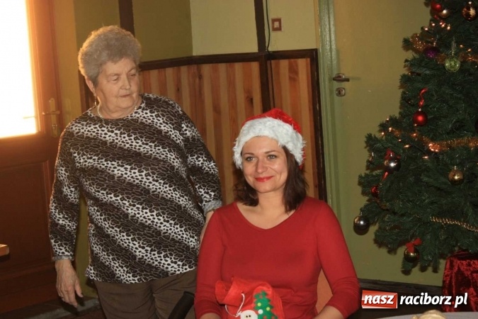 Zdjęcie w galerii na portalu naszraciborz.pl: Święty Mikołaj odwiedził dzieci w Borucinie!  wiadomości z regionu