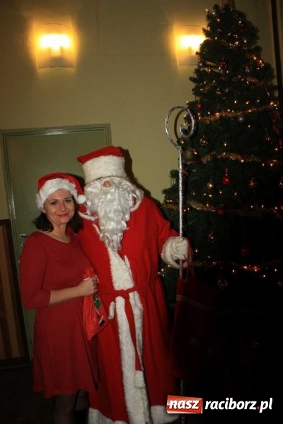 Zdjęcie w galerii na portalu naszraciborz.pl: Święty Mikołaj odwiedził dzieci w Borucinie!  wiadomości z regionu