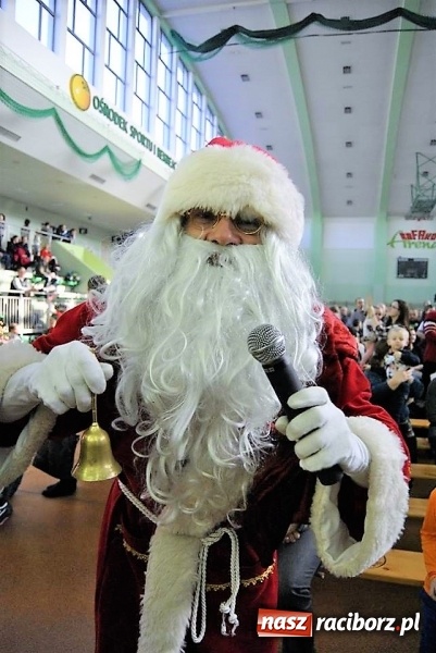 Zdjęcie w galerii na portalu naszraciborz.pl: Mikołaj odwiedził dzieci pracownik&oacute;w firmy Eko-Okna wiadomości z regionu