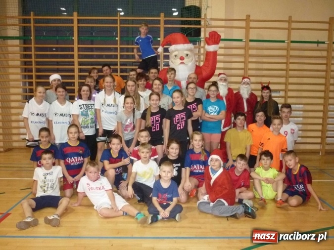 Zdjęcie w galerii na portalu naszraciborz.pl: Sportowe Mikołajki w Rudniku  wiadomości z regionu