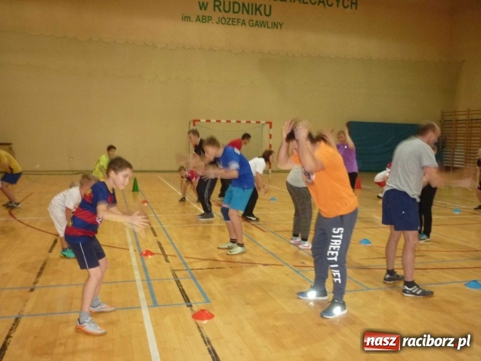 Zdjęcie w galerii na portalu naszraciborz.pl: Sportowe Mikołajki w Rudniku  wiadomości z regionu