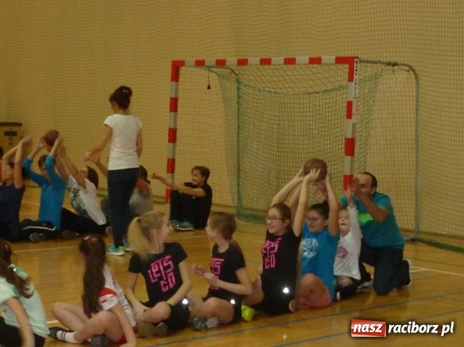 Zdjęcie w galerii na portalu naszraciborz.pl: Sportowe Mikołajki w Rudniku  wiadomości z regionu