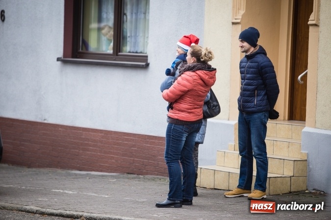 Zdjęcie w galerii na portalu naszraciborz.pl: Procesja konna ku czci św. Mikołaja w Krzanowicach wiadomości z regionu