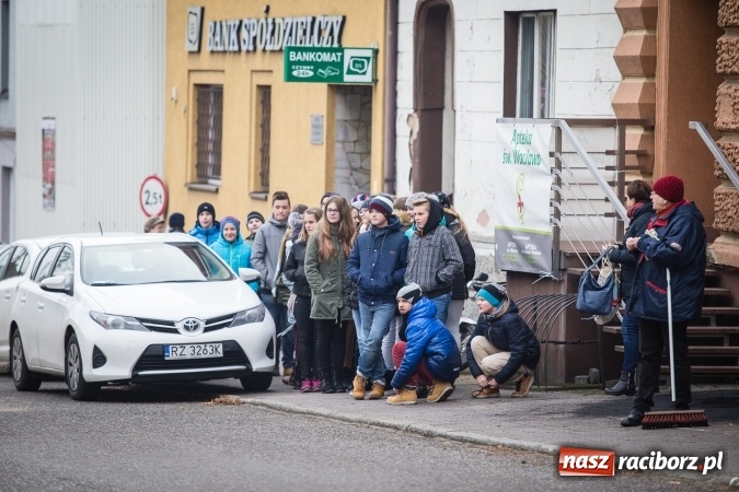 Zdjęcie w galerii na portalu naszraciborz.pl: Procesja konna ku czci św. Mikołaja w Krzanowicach wiadomości z regionu