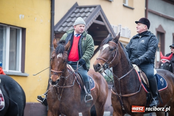 Zdjęcie w galerii na portalu naszraciborz.pl: Procesja konna ku czci św. Mikołaja w Krzanowicach wiadomości z regionu