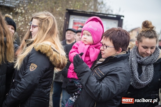 Zdjęcie w galerii na portalu naszraciborz.pl: Procesja konna ku czci św. Mikołaja w Krzanowicach wiadomości z regionu