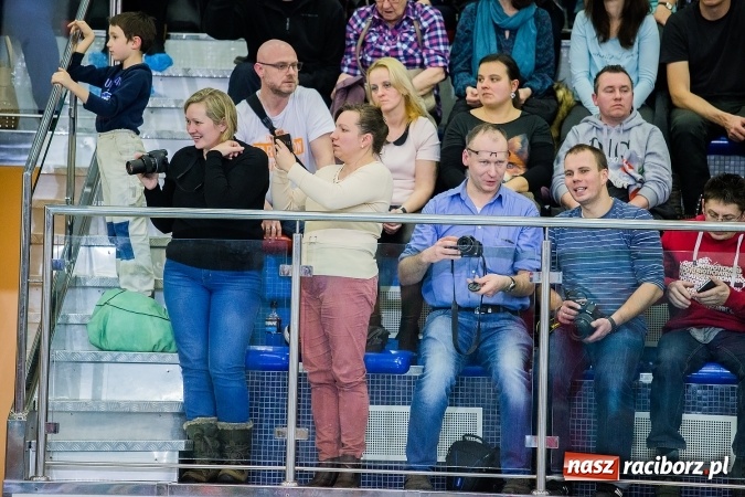 Zdjęcie w galerii na portalu naszraciborz.pl: IV Mikołajkowe Zawody Pływackie w ZSOMS wiadomości z regionu