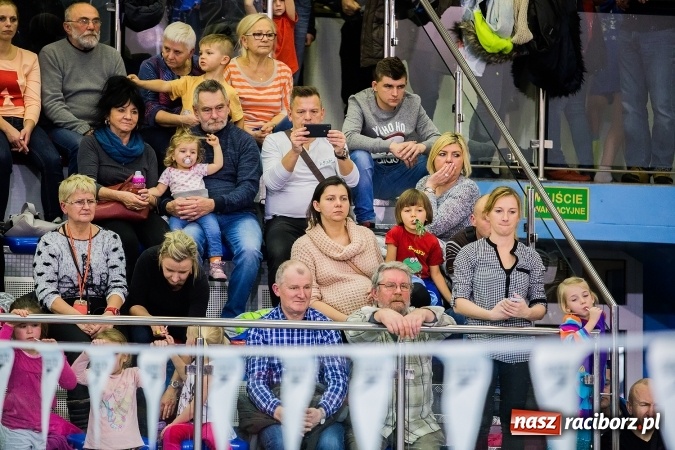 Zdjęcie w galerii na portalu naszraciborz.pl: IV Mikołajkowe Zawody Pływackie w ZSOMS wiadomości z regionu