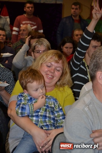 Zdjęcie w galerii na portalu naszraciborz.pl: Bajkowe Mikołajki w Roszkowie  wiadomości z regionu