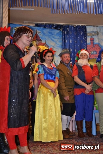 Zdjęcie w galerii na portalu naszraciborz.pl: Bajkowe Mikołajki w Roszkowie  wiadomości z regionu