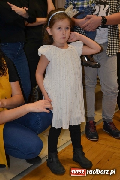 Zdjęcie w galerii na portalu naszraciborz.pl: Bajkowe Mikołajki w Roszkowie  wiadomości z regionu