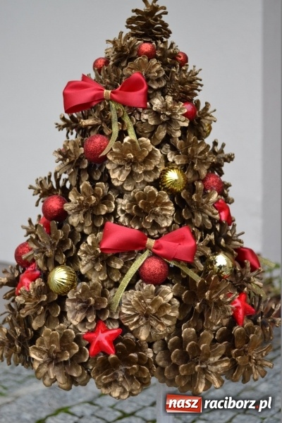 Zdjęcie w galerii na portalu naszraciborz.pl: Zaprezentuj na Zamku Piastowskim ozdoby i wyroby świąteczne wiadomości z regionu