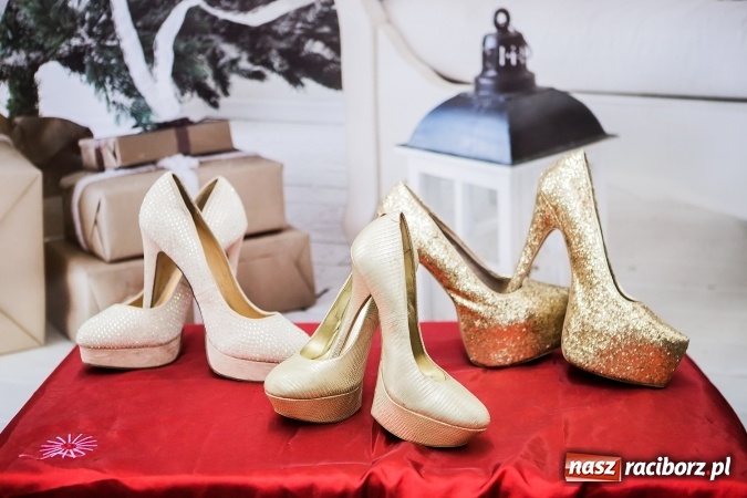 Zdjęcie w galerii na portalu naszraciborz.pl: Nowy świąteczno-karnawałowy towar w Rabanie już od poniedziałku  wiadomości z regionu