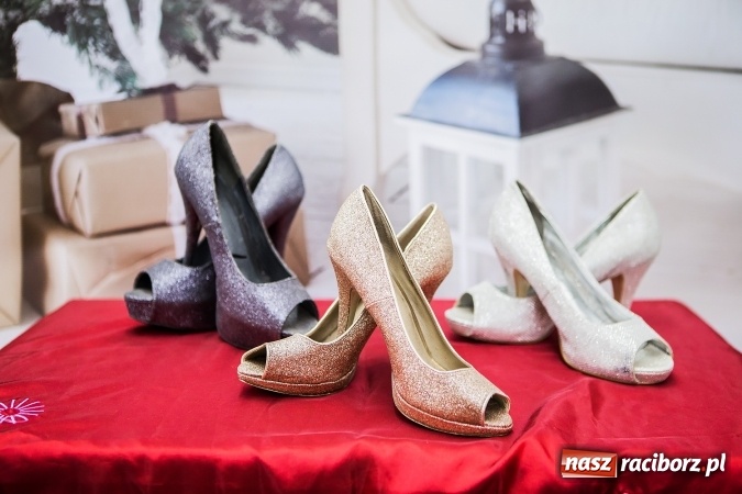 Zdjęcie w galerii na portalu naszraciborz.pl: Nowy świąteczno-karnawałowy towar w Rabanie już od poniedziałku  wiadomości z regionu