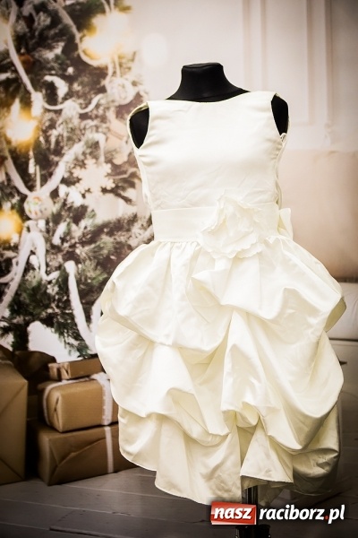 Zdjęcie w galerii na portalu naszraciborz.pl: Nowy świąteczno-karnawałowy towar w Rabanie już od poniedziałku  wiadomości z regionu