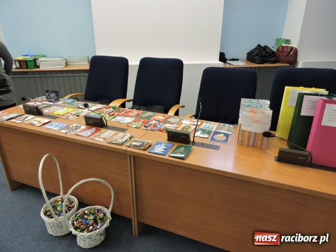 Zdjęcie w galerii na portalu naszraciborz.pl: Częstochowskie Przedsiębiorstwo Komunalne wręczyło nagrody laureatom ekokonkursu wiadomości z regionu