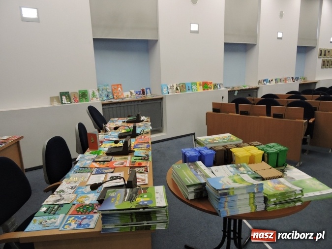 Zdjęcie w galerii na portalu naszraciborz.pl: Częstochowskie Przedsiębiorstwo Komunalne wręczyło nagrody laureatom ekokonkursu wiadomości z regionu