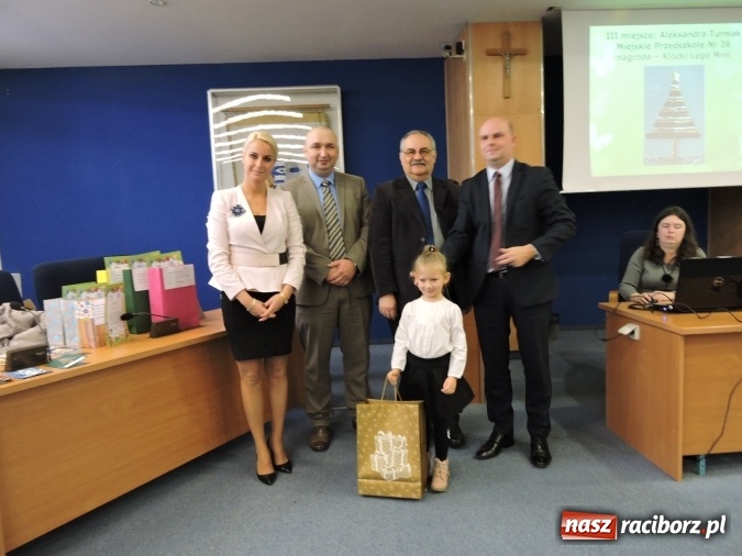 Zdjęcie w galerii na portalu naszraciborz.pl: Częstochowskie Przedsiębiorstwo Komunalne wręczyło nagrody laureatom ekokonkursu wiadomości z regionu