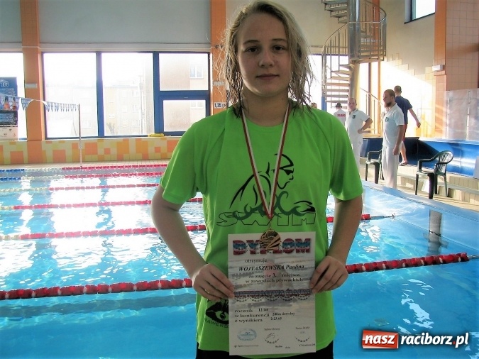 Zdjęcie w galerii na portalu naszraciborz.pl: Mikołajkowe Zawody Pływackie na pływalni SMS-u  wiadomości z regionu