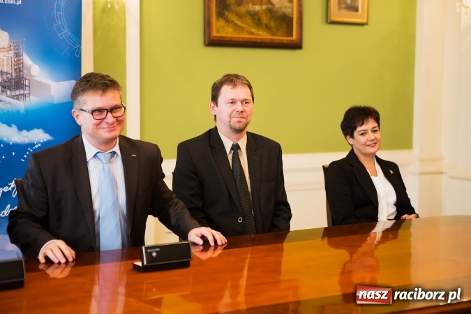 Zdjęcie w galerii na portalu naszraciborz.pl: Rafako i Ensol chcą budować magazyn ciepła dla Raciborza wiadomości z regionu