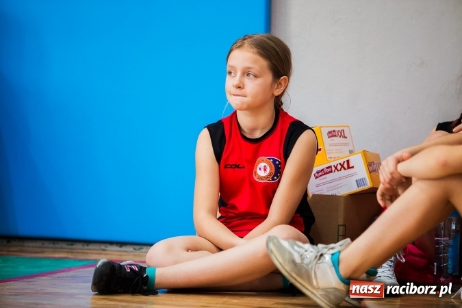 Zdjęcie w galerii na portalu naszraciborz.pl:  II Turniej Dwójek Siatkarskich Dziewcząt wiadomości z regionu
