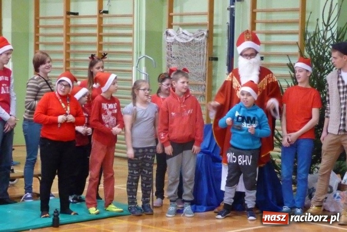 Zdjęcie w galerii na portalu naszraciborz.pl: Integracyjne mikołajki w Zespole Szkół Specjalnych w Raciborzu  wiadomości z regionu