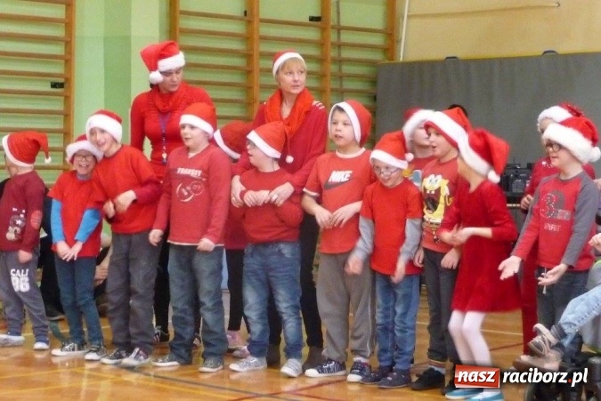 Zdjęcie w galerii na portalu naszraciborz.pl: Integracyjne mikołajki w Zespole Szkół Specjalnych w Raciborzu  wiadomości z regionu